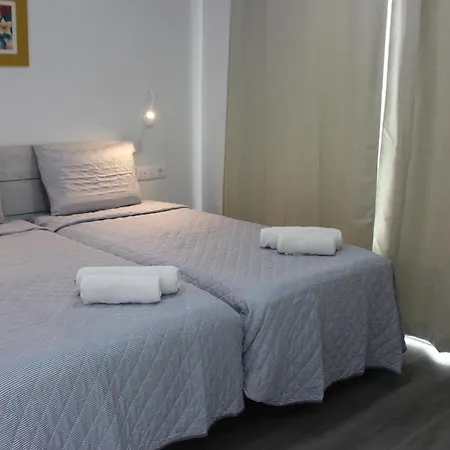 Vv Alcaravaneras Atico A Appartement *